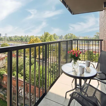 Symphony Square Апарт-готель