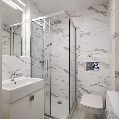 Aparthotel Symphony Square By Ina 3*