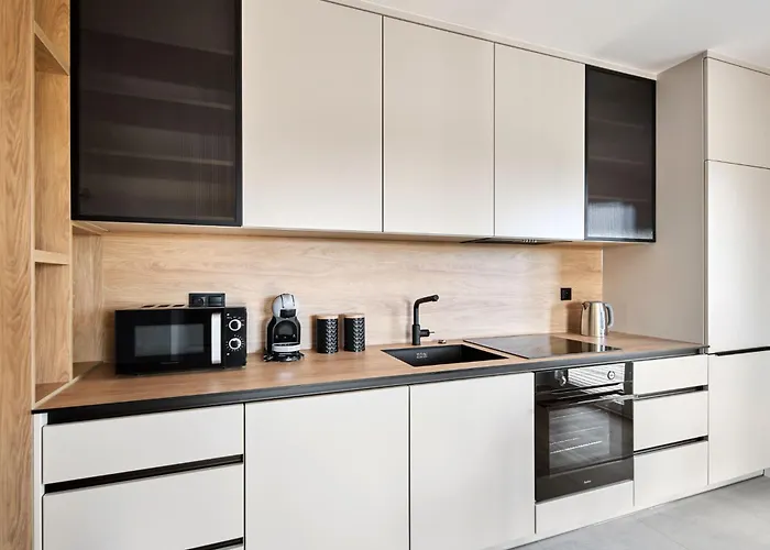 Symphony Square Апарт-готель