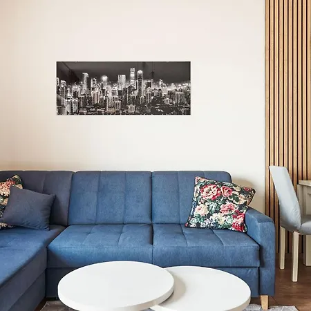 Symphony Square شقة فندقية