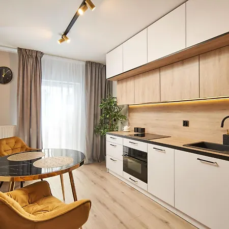 Symphony Square شقة فندقية 3*