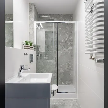 Symphony Square 3* فروتسواف